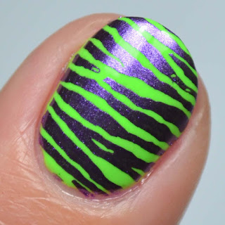 zebra print nail art