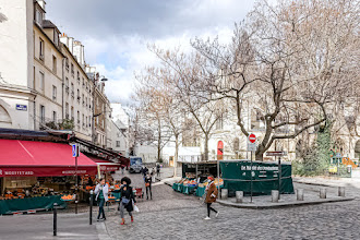 Paris : Rue Mouffetard, promenade sur les rives d'une rue pittoresque, mémoire du Vieux Paris, quartier animé - Vème