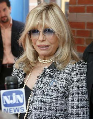 Nancy Sinatra Hot Pictures