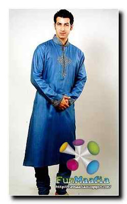 Man Embroidered Kurta