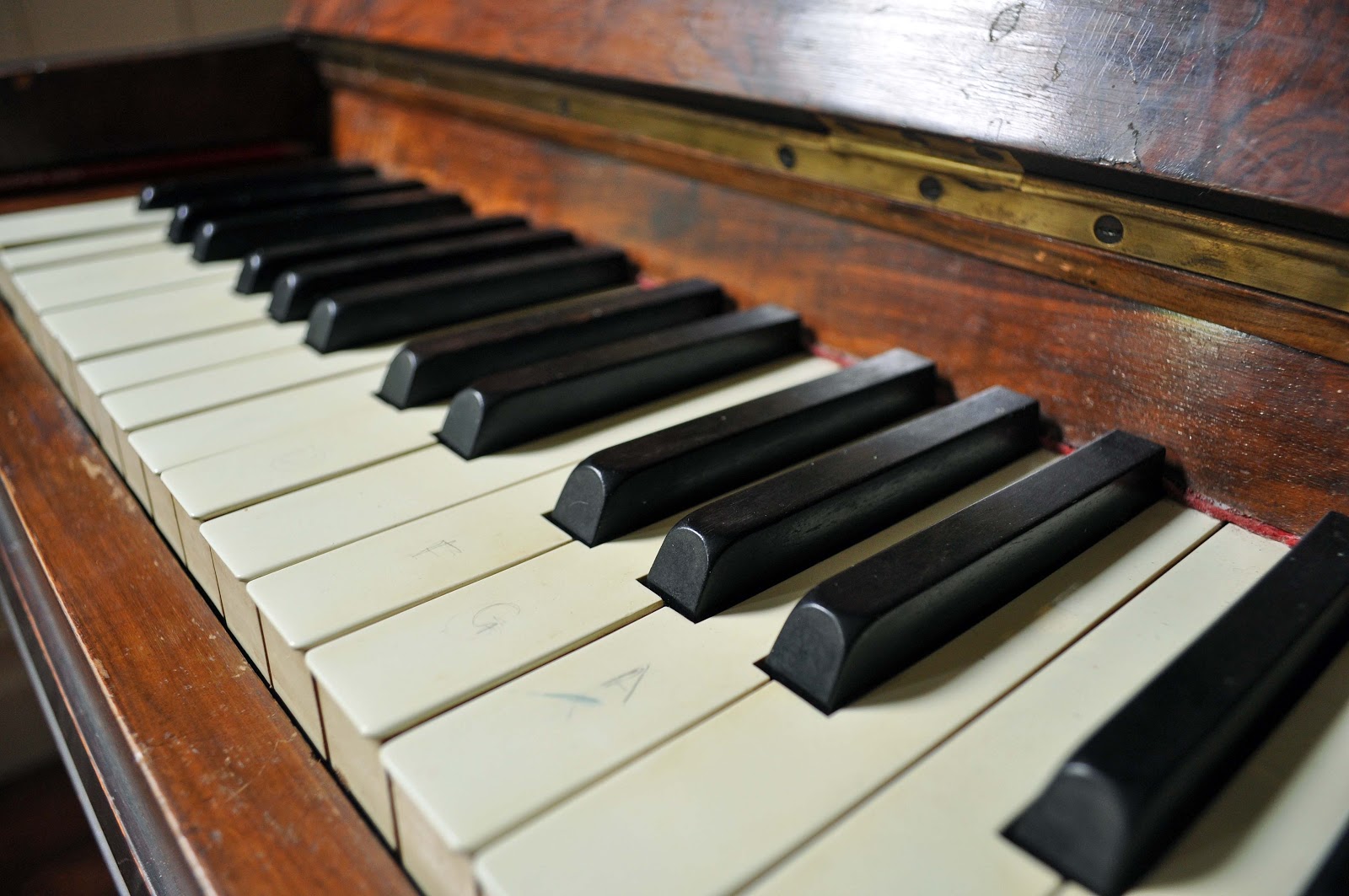 Playing in the Attic: Crochet and Piano Playing