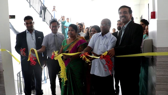  கிழக்கு மாகாணத்தில் முதன்முறையாக நவீன செயற்கை கருத்தரிப்பு மையம் மட்டக்களப்பில்  மட்டக்களப்பு மாவட்ட அரசாங்க அதிபரினால் திறந்துவைக்கப்பட்டது.
