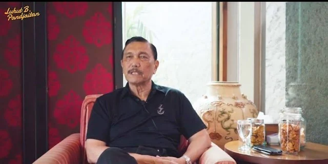 Luhut Akui Pemerintah Lamban Tangani Virus Corona