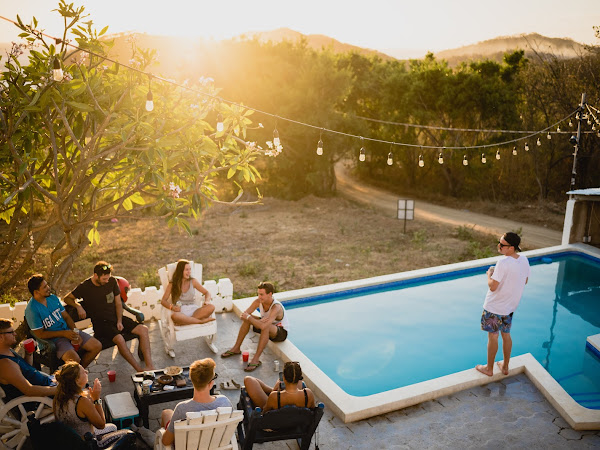 5 Tips For Hosting a Successful Party This Summer