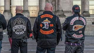   hells angels kutte, hells angels kutte kaufen, hells angels kutte ebay, hells angels kutte abzeichen, hells angels kutte bedeutung, hells angels kuttenverbot, bandidos kutte kaufen, hells angels jacket shop, hells angels kutte abzeichen bedeutung