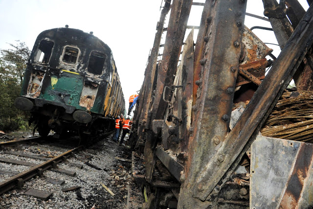 photos of rare former Southern Railway diesel multiple unit destroyed by fire in May 2016