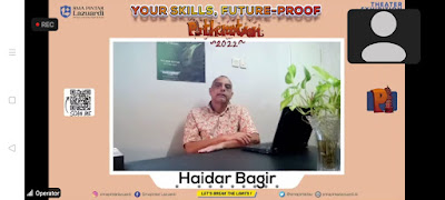 Haidar Bagir selaku Pembina yayasan Lazuardi