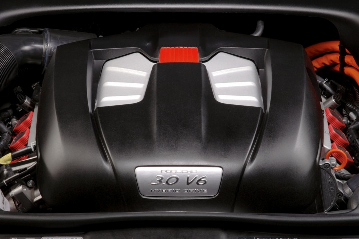 2011 Porsche Cayenne S Hybrid Engine
