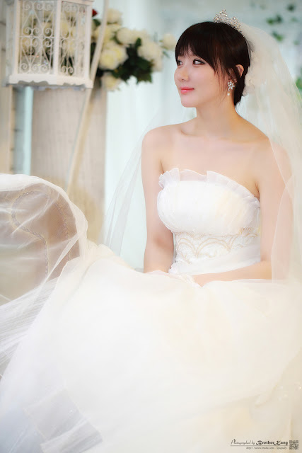 3 Yeon Da Bin in Wedding Gowns-Very cute asian girl - girlcute4u.blogspot.com