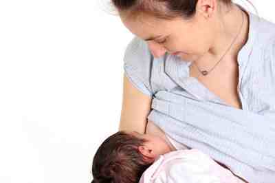 Breastfeeding: the first few days