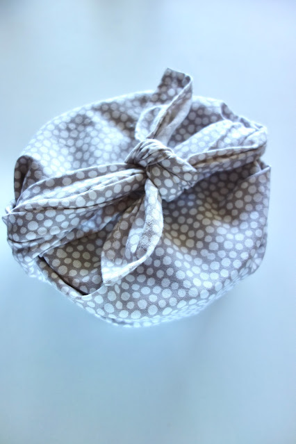 furoshiki, wrapping with fabric, fabric crafts, candle, hostess gift, gift wrapping ideas, blah to TADA, photo by Claire Mercado-Obias, crafts, handmade