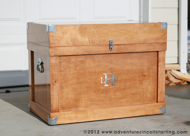free plans for a trunk