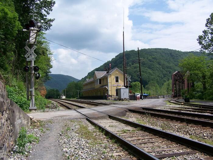 30 Ghost Towns Across The Globe