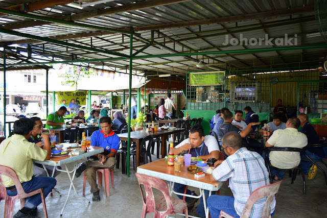 Warung-Top-10-Ayam-Penyet-Ais-Buah-Johor-Bahru-Kampung-Pasir-Putih