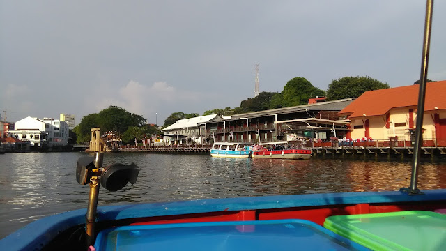 river cruise melaka