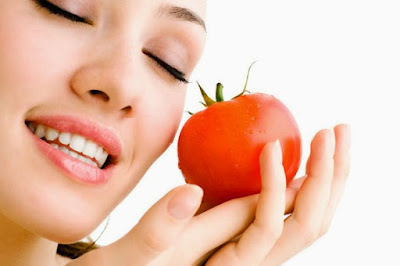  Hướng dẫn dưỡng trắng da bằng cà chua 