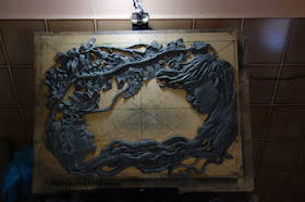 Lighting is important when creating bas-relief sculpture compressed form