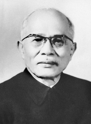 Tôn Đức Thắng – Chính khách nổi tiếng người Việt Nam – Chủ tịch nước đầu tiên của Nhà nước Cộng hòa Xã hội Chủ Nghĩa Việt Nam