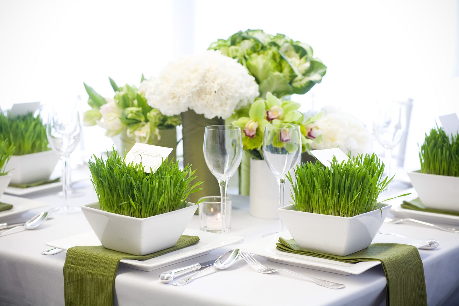 Green Wedding Centerpieces