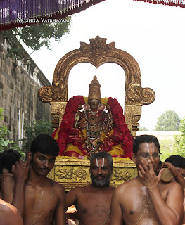 Satrumurai,Devaraja Perumal Temple,PErundevi Thayar,Perarulalan,Kanchipuram,Ratna Angi Sevai,Thathachariar Satrumurai, Temple, 2017, Video, Divya Prabhandam,Utsavam,