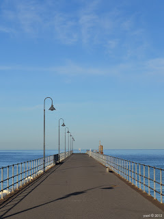 glenelg jetty in the morning