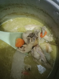 Opor ayam campur kentang dan wortel