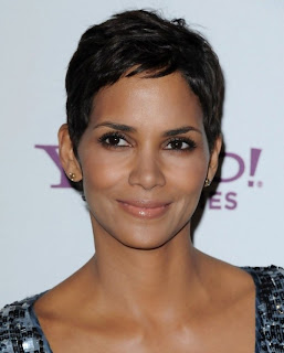 Short Pixie Haircuts for Women 16