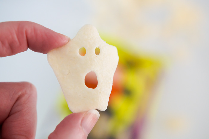 Trader Joe's Ghosts & Bats Crispy Potato Snacks, ghost chip up close