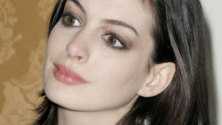 Anne Hathaway Eye Makeup 01