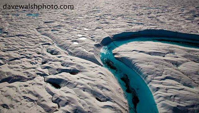 Petermann-Glacier-Blue-River