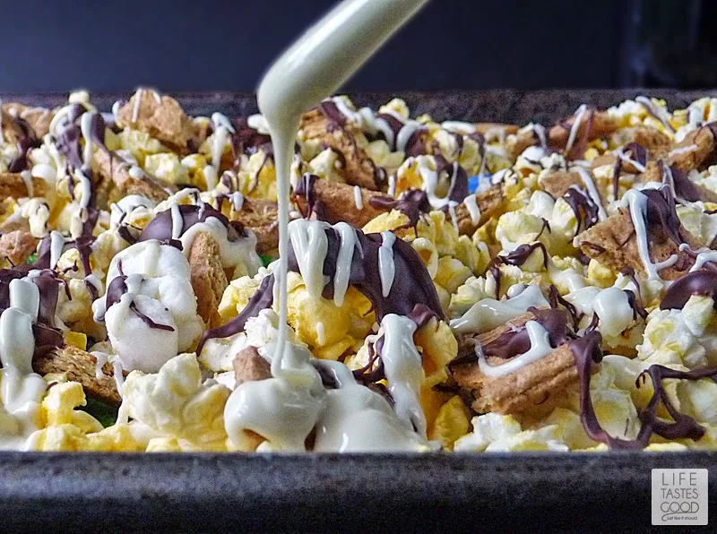 S'mores Popcorn #MovieNight4Less | by Life Tastes Good for the ultimate movie night at home! 