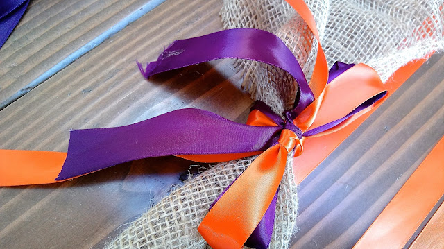 ribbon bows for Easy, No Sew, No Glue Halloween Spooky Eyeball Garland