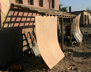 Mokava ready to be put on the roof of the wood store