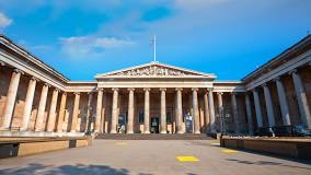 The British Museum is a treasure trove of world history and culture. Housing over 8 million works, including the Rosetta Stone and the Elgin Marbles, it’s a journey through time you won’t want to miss. Best of all, entry is free!