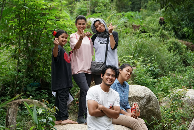 Telefilem Manja Jumpa Siput Di TV1