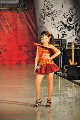 Contoh Model Baju Batik Anak Untuk Fashion Show