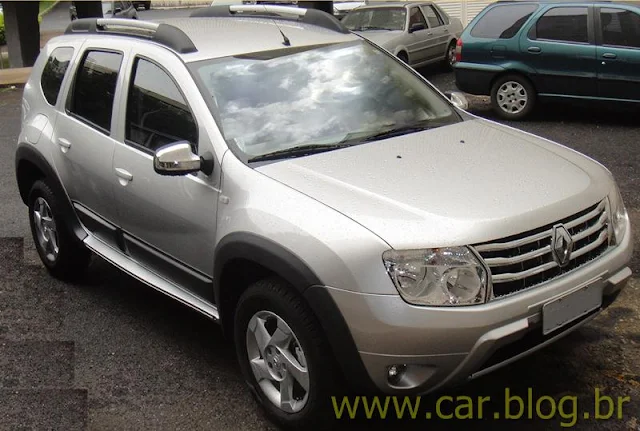 Renault Duster Dynamique 2.0 Automática - perfil