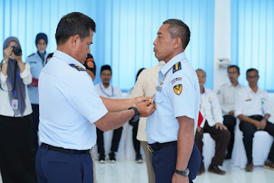 Prajurit TNI dan PNS TNI  Di Berikan  Pelatihan Pembekalan Keterampilan SDM