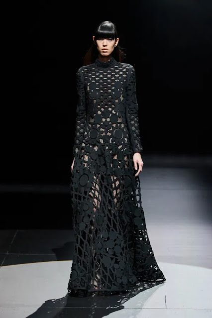 Valentino by Pierpaolo Piccioli Fall 2021 Recap by Kelly Fountain