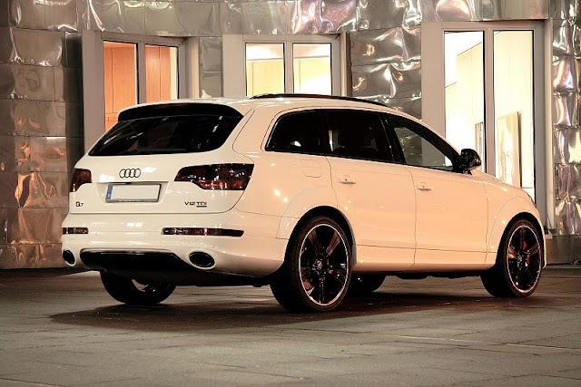 Audi Q7 Limo. Audi Q7 Limo White