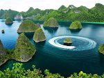 Liburan Akhir Pekan ke Wisata Raja Ampat? Ini Harga Tiket Masuk Hingga Rutenya!