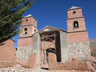 Kirchenumbau in Esmoraca stand 10.06.2013