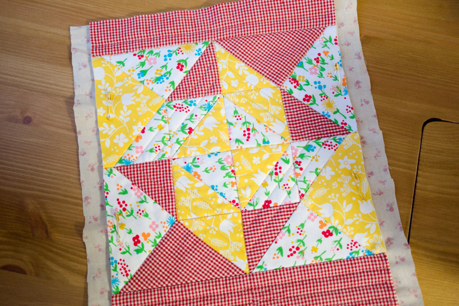  sew a simple patchwork bag without the extra step of quilting. Простая сумка-пэчворк
