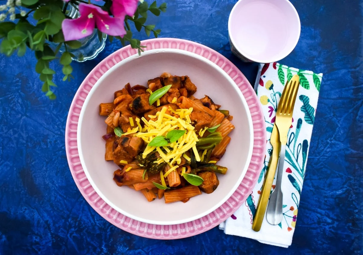 One-Pot Pasta with Sausages & Broccoli