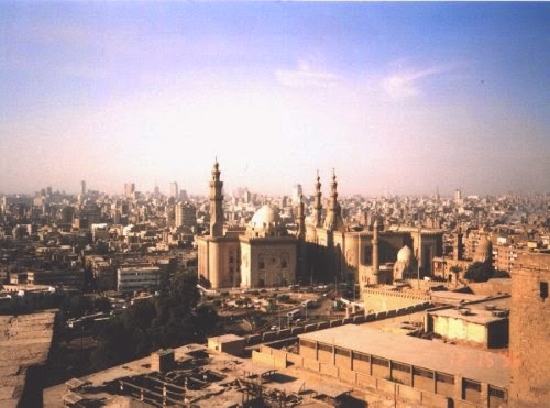 Masjid Sultan Hasan dan Masjid Rifa'i di Mesir 