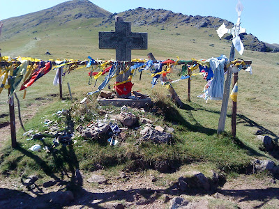 by E.V.Pita....St. James Way: from St Jean Pied de Port to Roncesvalles / por E.V.Pita.... El Camino Francés por los Pirineos a Roncesvalles / por E.V.Pita.... O Camiño por Roncesvalles