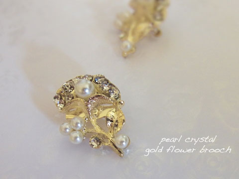 pearl crystal gold brooch