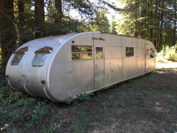 Rare Vintage 1951 Royal Spartanette Trailer