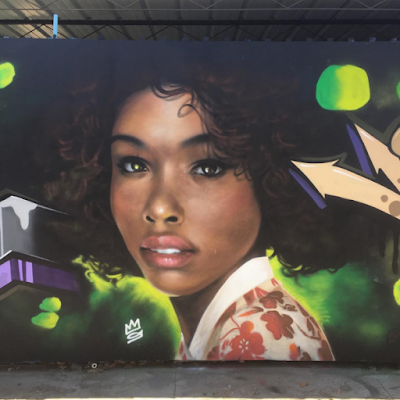Fascinating: Murals Of Black Ladies In Korean Attire 4