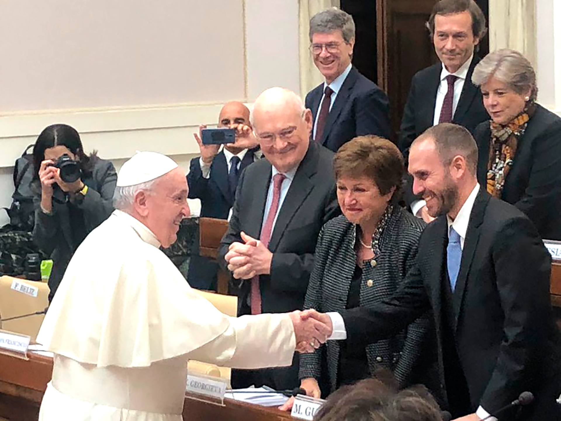 El Papa recibió a Martín Guzmán en el Vaticano para buscar su apoyo en la negociación de la deuda con el FMI